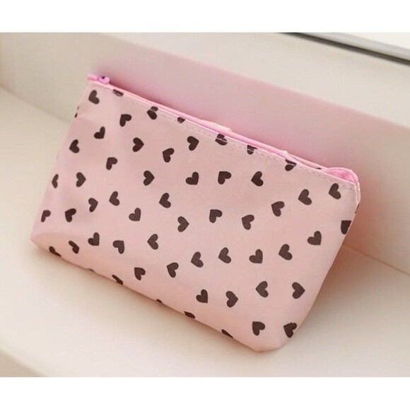 Small Hearts Zipper Makeup Bag - Picture 5 of 5